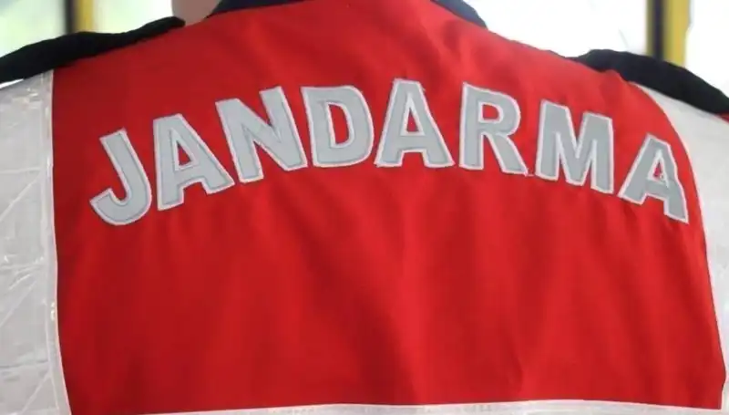 Muğla’da Sokak Ortasında Silahlı Kavga! Yaralılar Hastaneye Kaldırıldı