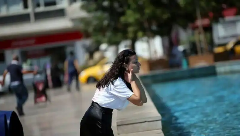 Cizre'de Sıcaklık Rekoru: Termometreler 49.1 Dereceyi Gösterdi!