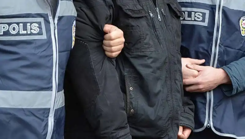 Bursa'da Kaçak Sigara Üretimi: 4 Şüpheli Gözaltına Alındı!