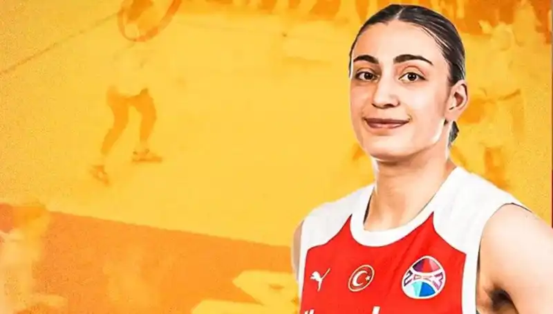 Galatasaray'dan 3 Yıldız ile Yeni Sözleşme: Gelecek Planları Açıklandı