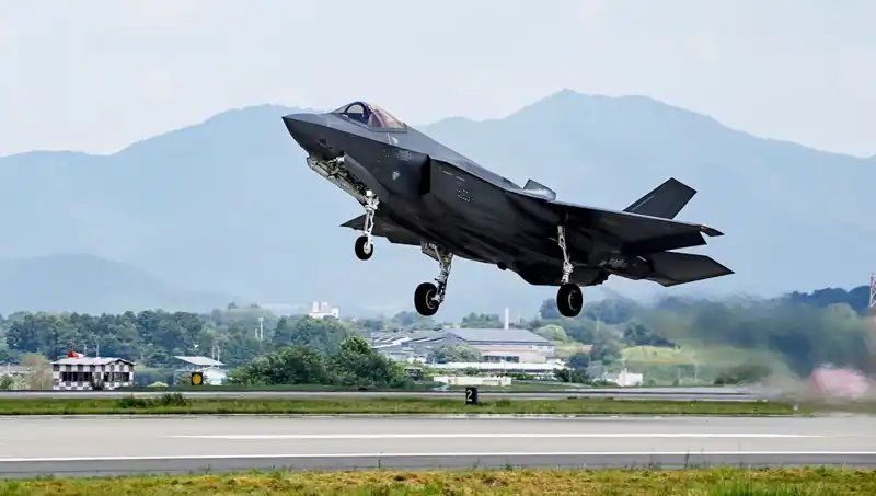 Hindistan, ABD'nin F-35 Fighter Jet Teklifini Neden Reddediyor?