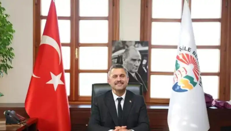 Şile Belediye Başkanı Özgür Kabadayı: Kimdir, Hayat Hikayesi ve Vizyonu