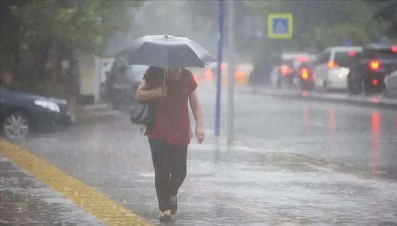 Üç Bölgede Sağanak Yağışlar: Hava Durumu Alarm Veriyor!