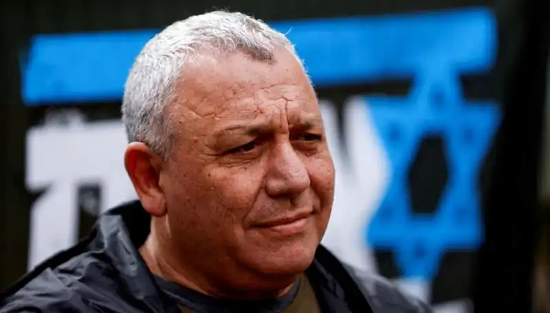 İsrail'de Siyasi Deprem: Gadi Eisenkot İstifa Ediyor