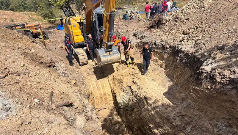 Manisa'da Havuz Kazısında Toprak Kayması: İki İnsanın Hayatı Son Buldu