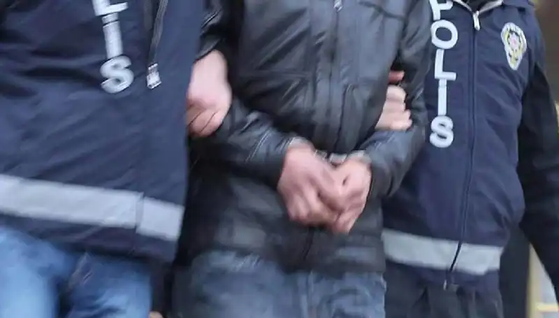 FETÖ'nün Dışişleri Bakanlığı'ndaki Mahrem Yapılanmasına Şok Operasyon