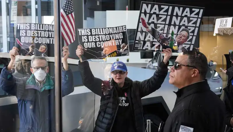 Elon Musk’a Osmanlı İmparatorluğu'ndan Süregeldiği gibi Protesto Dalgası