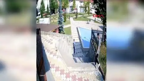 Kastamonu'da Muhtarın Uyardığı Kişi Tarafından Bıçaklanmasının Şok Edici Detayları